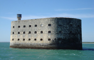 Неприступный бастион форт Бойяр, Атлантический океан, Франция – фотографии Франции