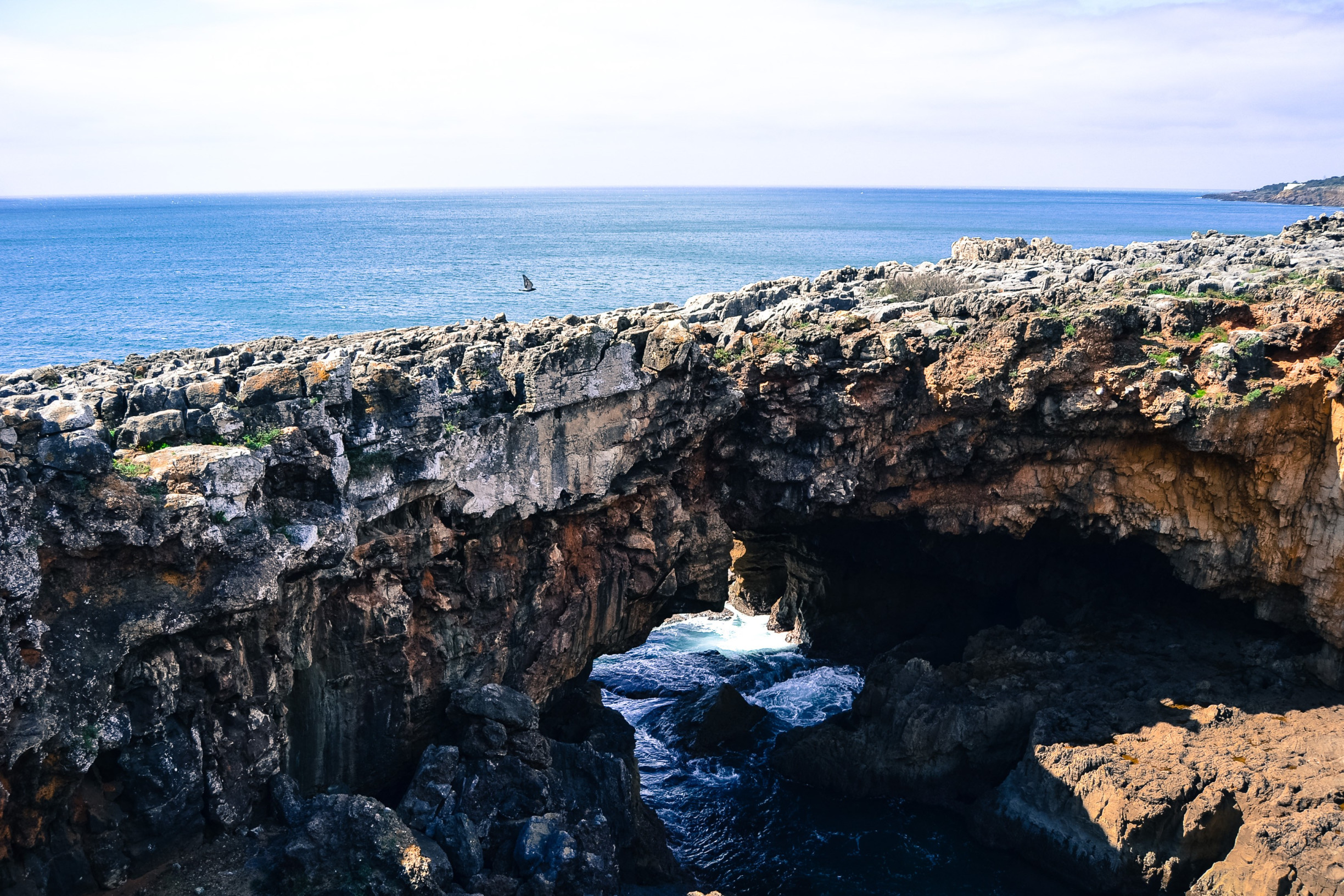 Знаменитая Пасть Дьявола (Бока-де-Инферно), Португалия – фотографии Португалии