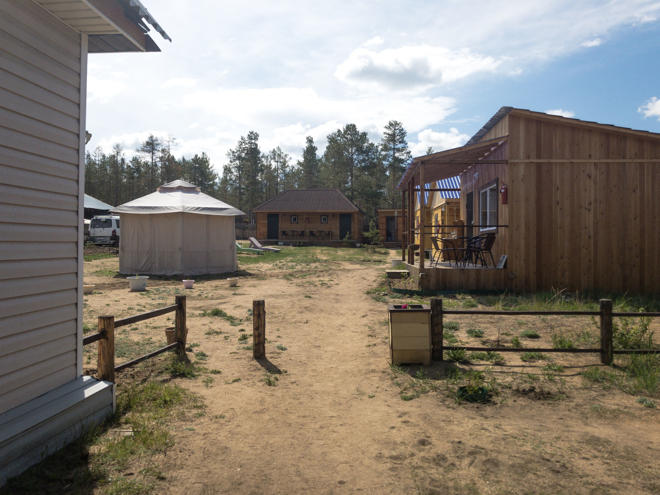 Поселок Хужир на Ольхоне, частная гостиница – фотографии России