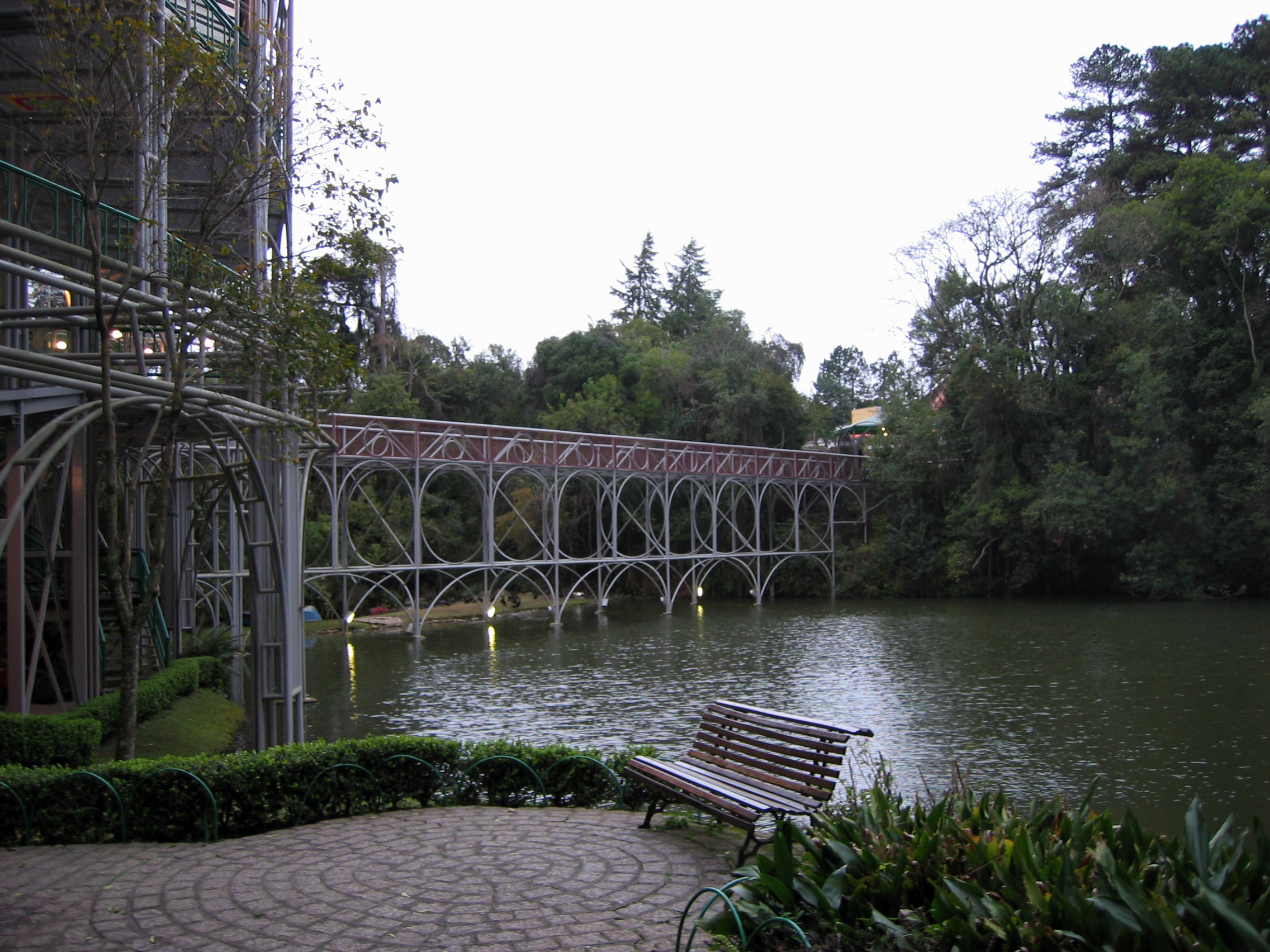 Опера-де-Араме (Opera de Arame) в Куритибе – фотографии Бразилии