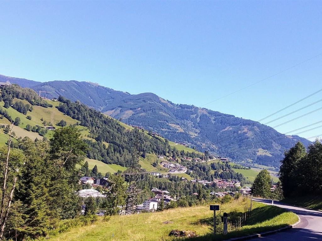 Зеленые холмы. Санкт-Михаэль. Австрия – фотографии Австрии