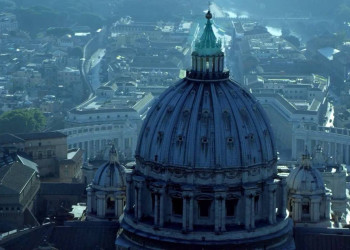 Исторический Собор Святого Петра (Basilica di San Pietro) в Риме, Ватикан,Италия – фотографии Италии