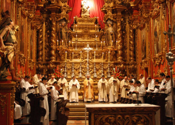 Монастырь Сан-Бенту (Mosteiro de São Bento) в Рио – фотографии Бразилии