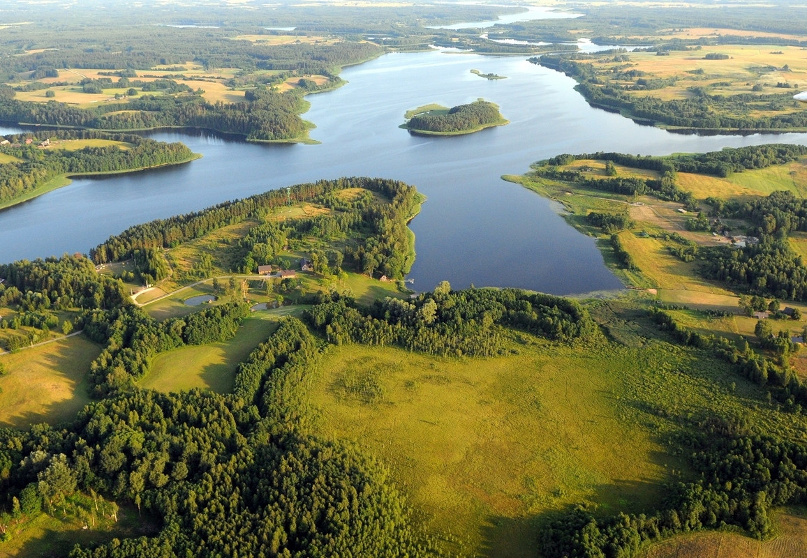 Озеро Сартай в окрестностях Зарасая (Литва) – фотографии Литвы