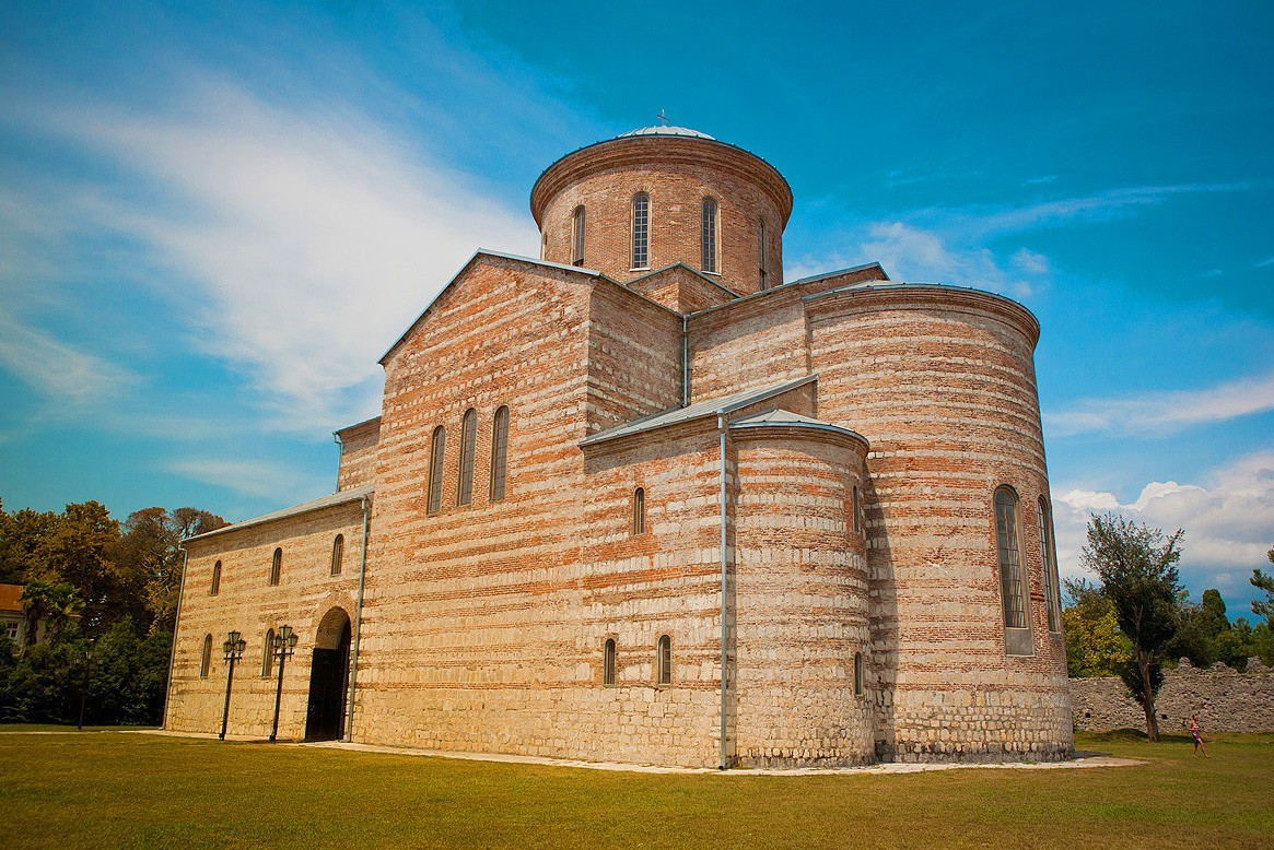 Пицундский храм. Абхазия – фотографии Абхазии