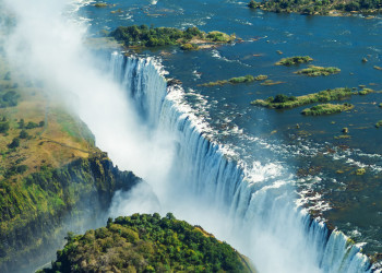 Водопад Виктория (Victoria Falls) на границе Замбии и Зимбабве – фотографии Зимбабве
