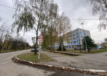 Вид на гостиницу Дубна – фотографии России