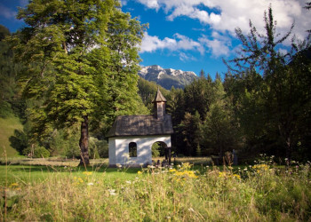 Кирпичный домик в Национальном парке Калькальпен. Австрия. – фотографии Австрии