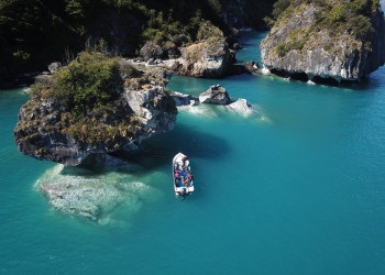 Мраморные пещеры Патагонии в Пуэрто Рио Транкило, Чили – фотографии Чили
