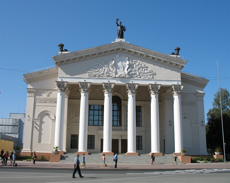 Гомельский областной драматический театр. Фото 1 – фотографии Беларуси
