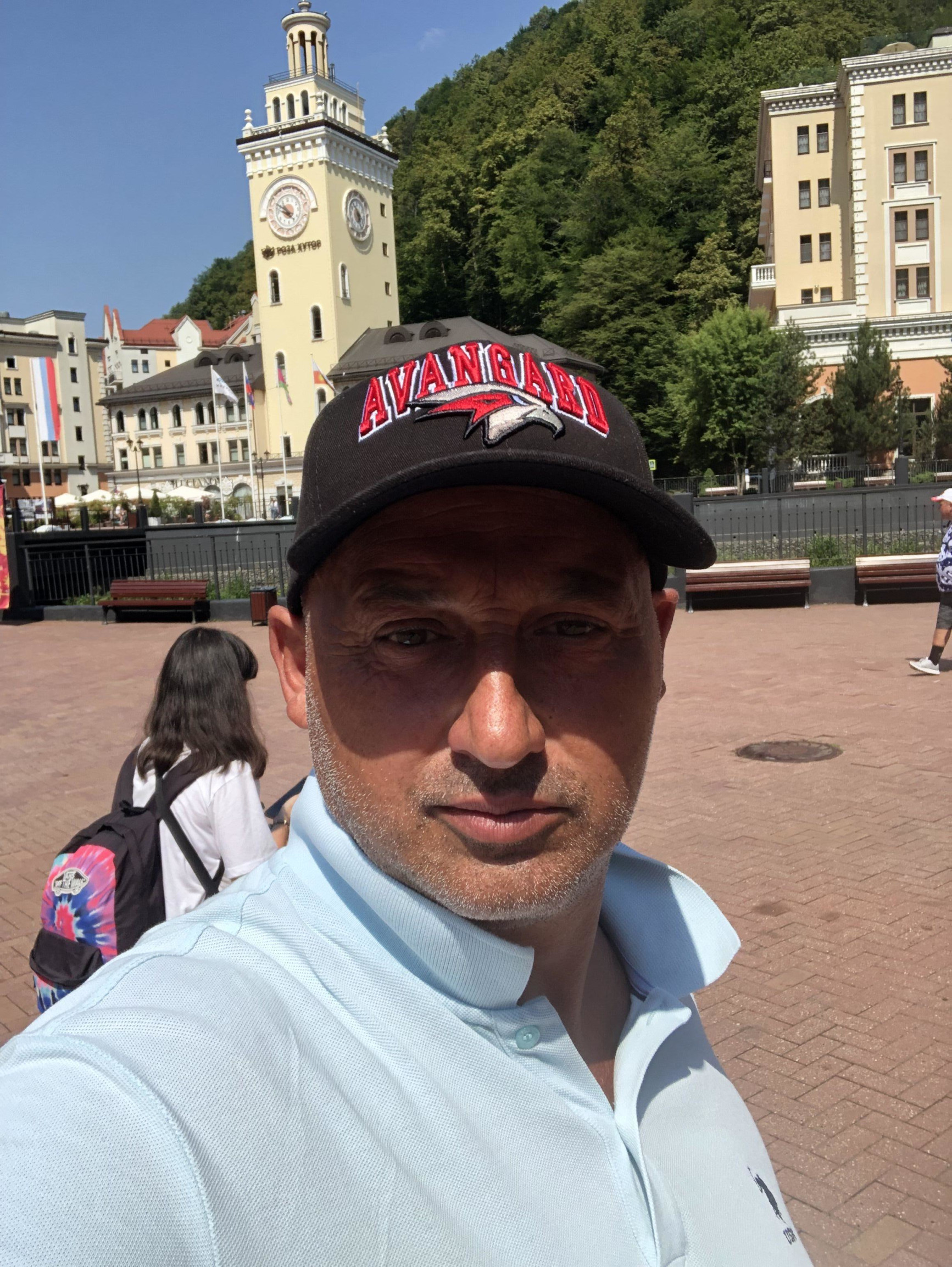 R – фотографии