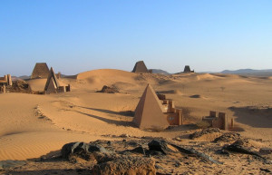 Пирамиды Мероэ 8 – фотографии Судана