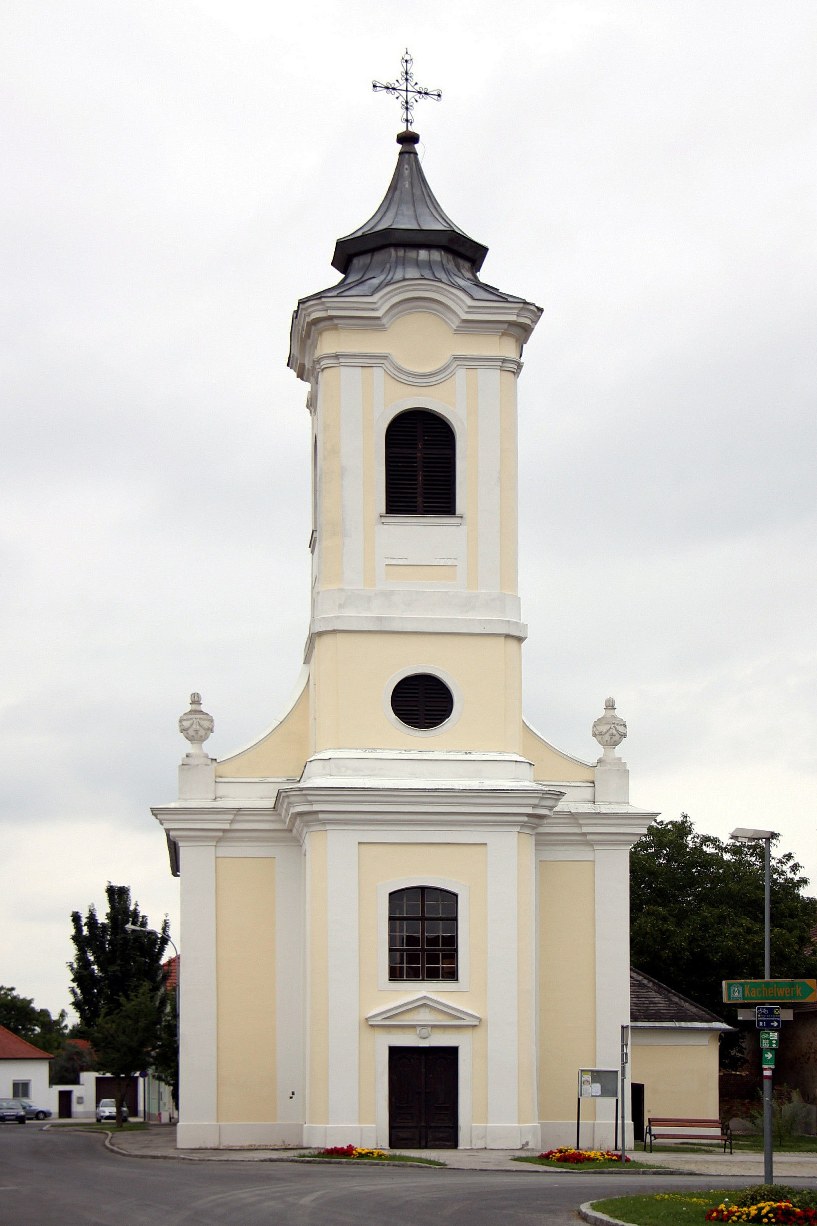 Каталитическая церковь. Маттерсбург. Австрия – фотографии Австрии