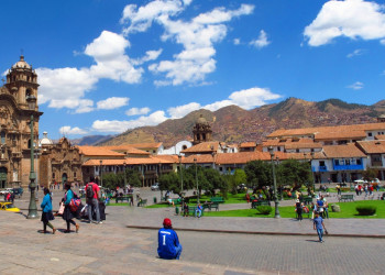 Пласа-де-Армас (Plaza de Armas) в Куско – фотографии Перу