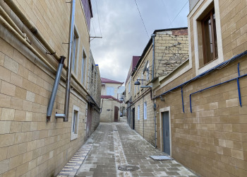 Узкие улочки Старой центральной части Дербента – фотографии России