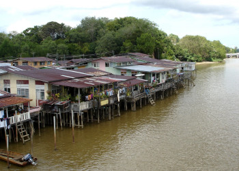 Деревня на воде Кампонг-Айер (Kampong Ayer) – фотографии Брунея