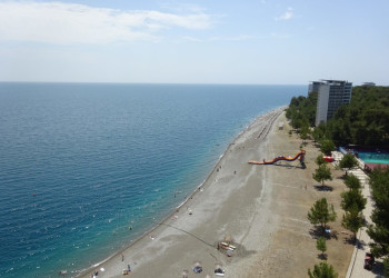 Отель на берегу моря. Пицунда. Абхазия – фотографии Абхазии