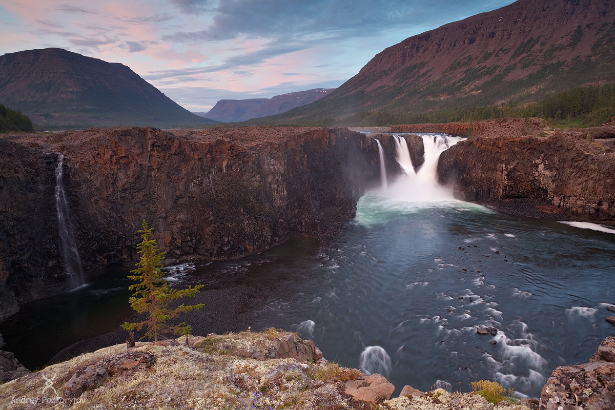 Величественное плато Путорана вблизи Норильска, Россия – фотографии России
