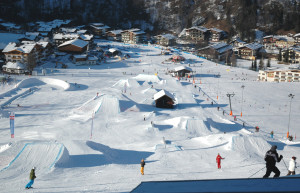 Трасса для катания сноубордистов. Хинтерглемм. Австрия – фотографии Австрии