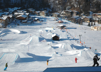 Трасса для катания сноубордистов. Хинтерглемм. Австрия – фотографии Австрии