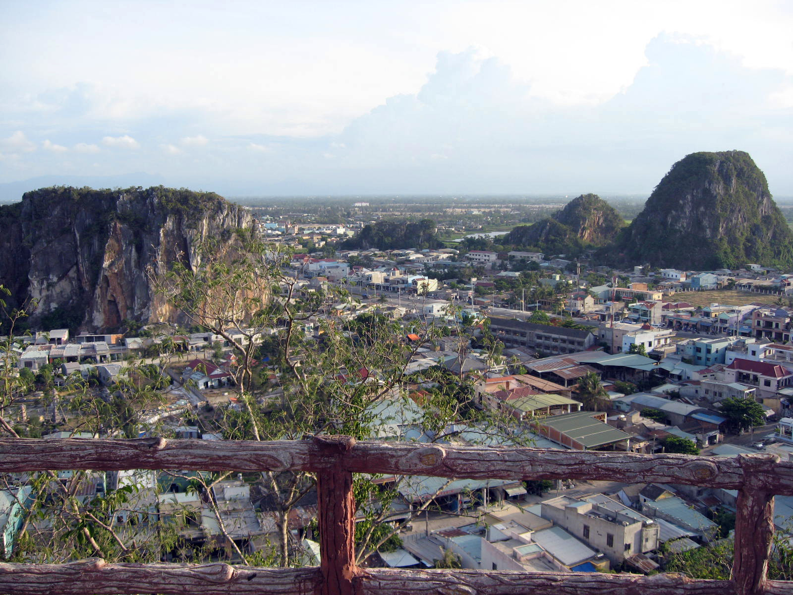 Мраморные горы (Ngu Hanh Son) – фотографии Вьетнама