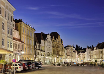 Панорама центральной улицы города Штайр. Австрия – фотографии Австрии