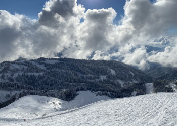 Южный склон на курорте Роза Хутор, Красная Поляна – фотографии России