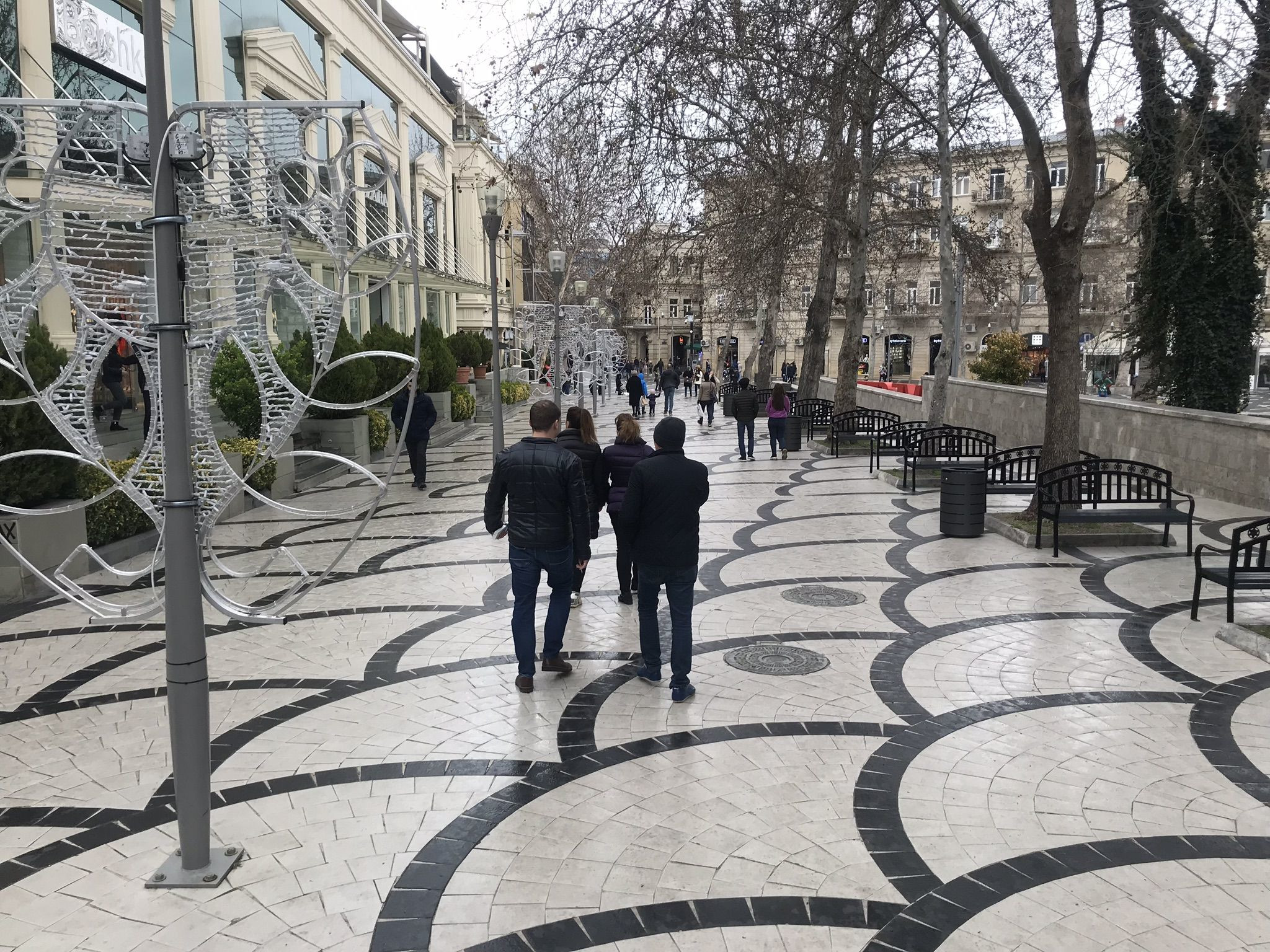 Прогулка по центральным улицам Баку – фотографии Азербайджана