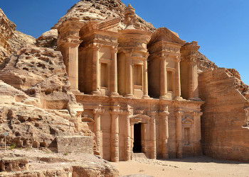 Храм Эль-Хазне в Петра, Иордания – фотографии Иордании
