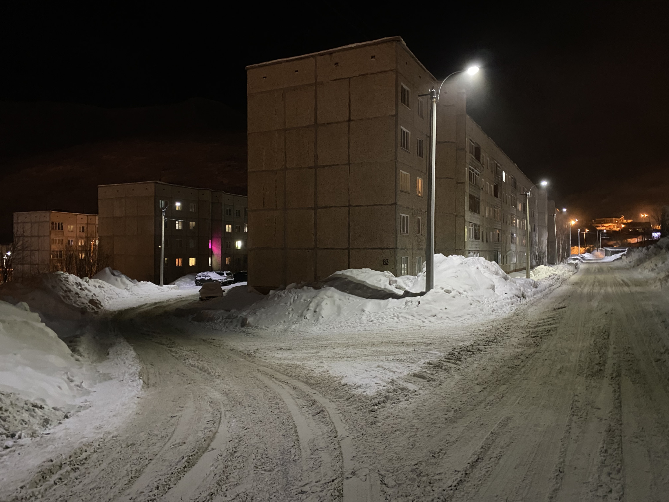 Прогулка по улице Шилейко в Кировске – фотографии России