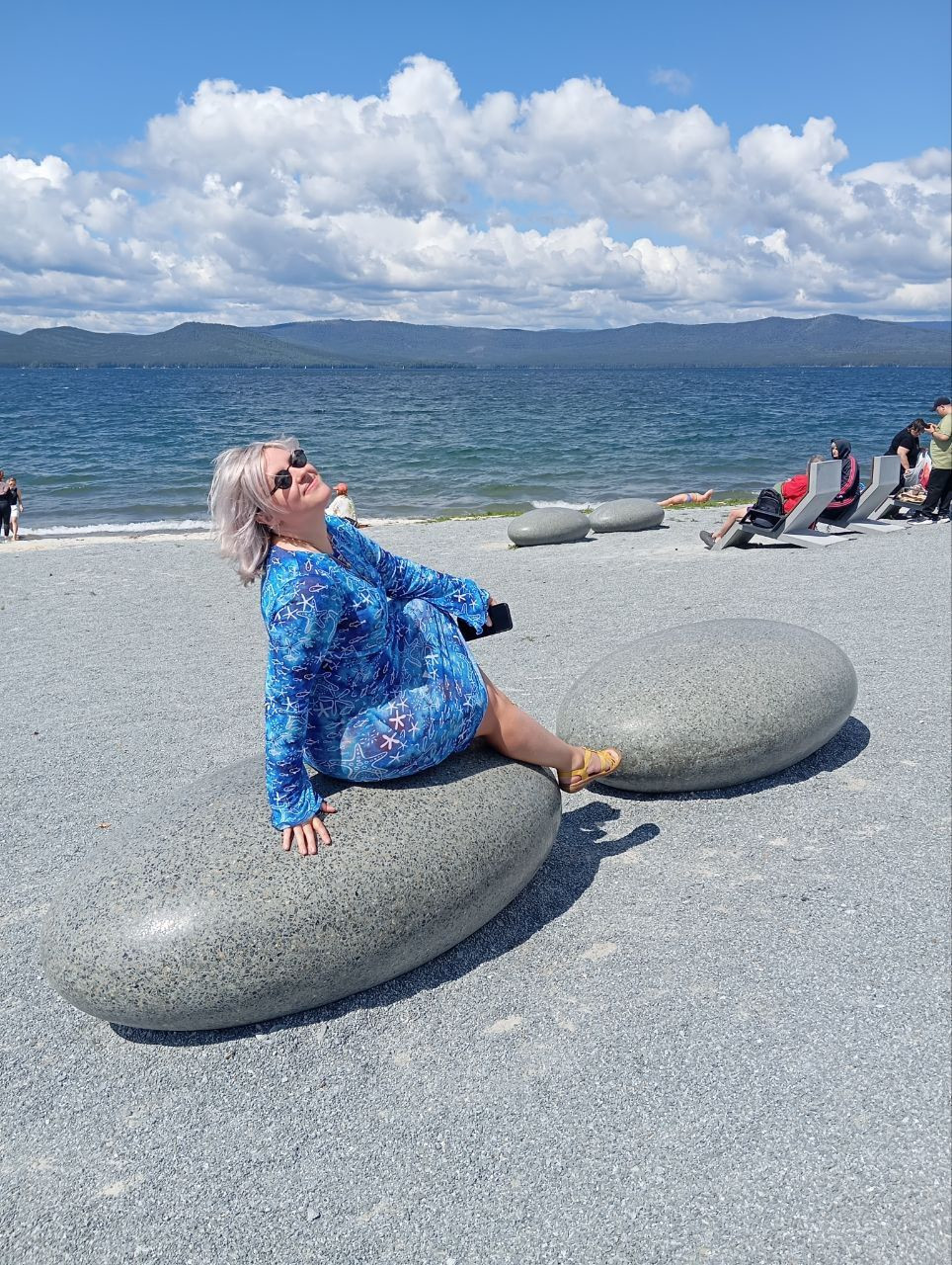 2 – фотографии