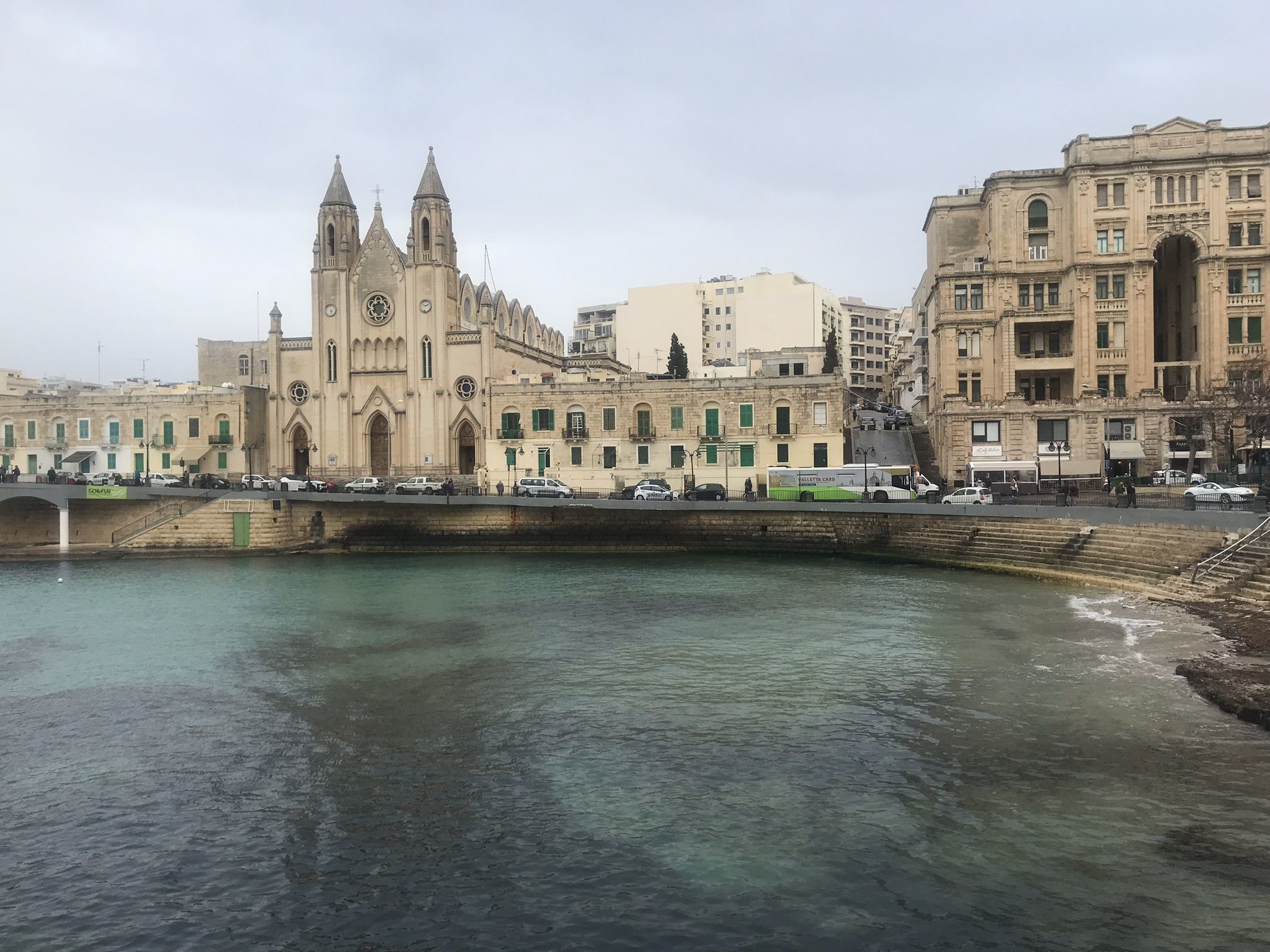 Церковь Богоматери горы Кармель, Сент-Джулианс – фотографии Мальты