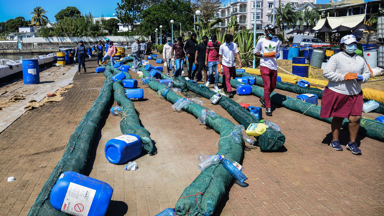 Авария нефтяного танкера, Маврикий – фотографии Маврикия