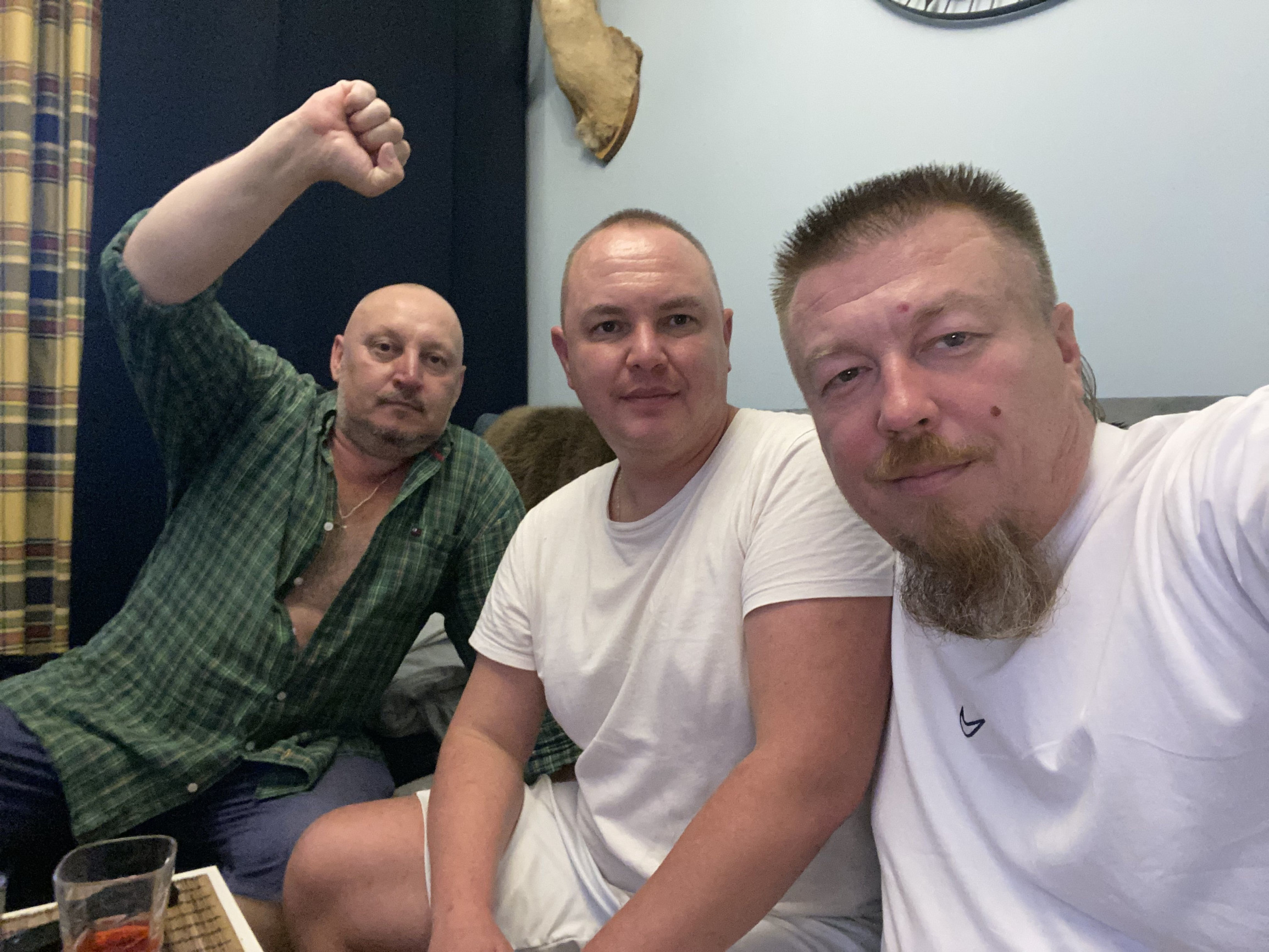 Костя, Лёня и Виталик 3 – фотографии России