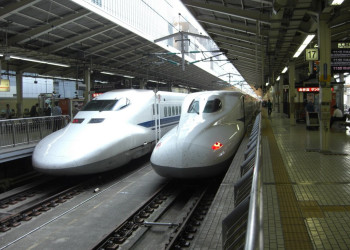Поезда Синкансэн – фотографии Японии