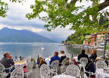 Вид на озеро Комо в Италии – фотографии Италии