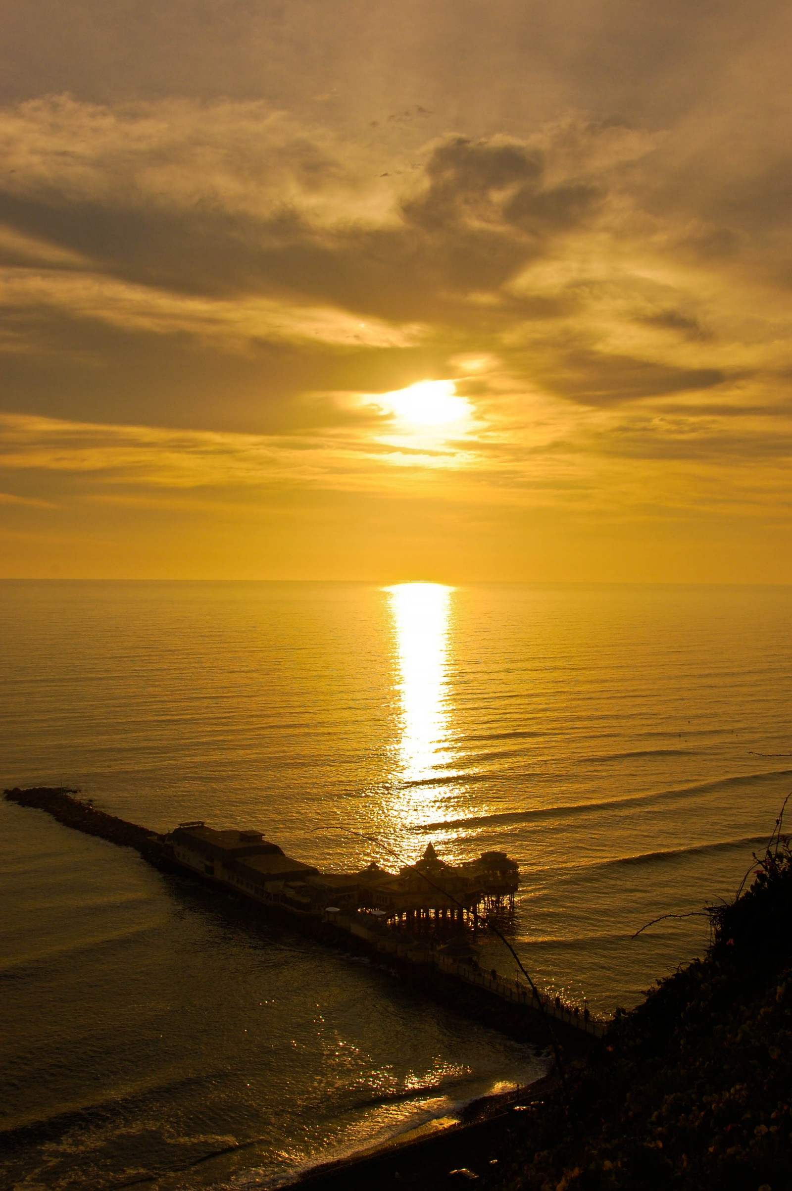 Закат в Мирафлорес – фотографии Перу