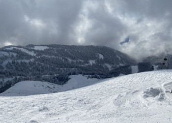 Южный склон на курорте Роза Хутор в Сочи – фотографии России