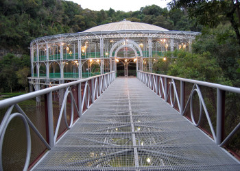 Опера-де-Араме (Opera de Arame) в Куритибе – фотографии Бразилии