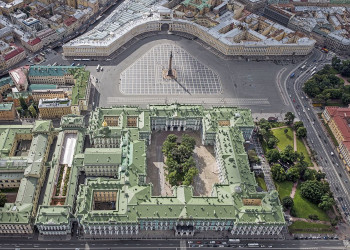 Эрмитаж в Санкт-Петербурге, Россия – фотографии России