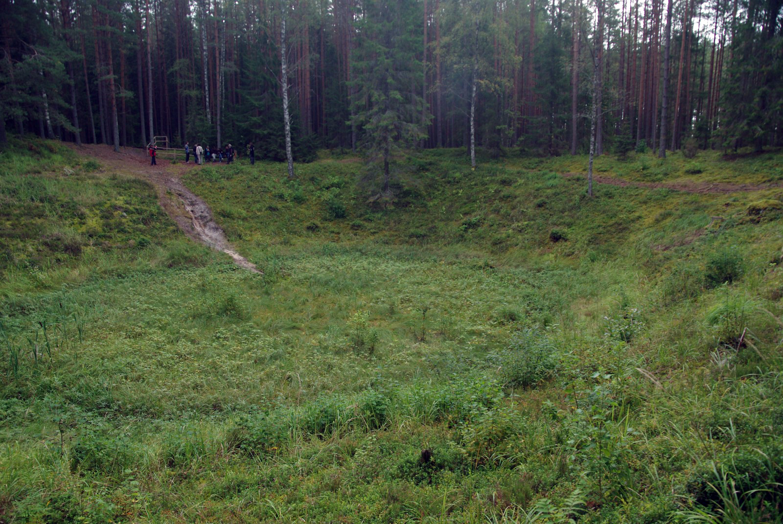 Метеоритный кратер Адская могила (Põrguhaud) – фотографии Эстонии