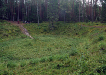 Метеоритный кратер Адская могила (Põrguhaud) – фотографии Эстонии