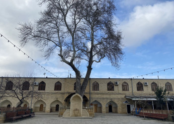 Дербентская Джума-мечеть, внутри на территории – фотографии России