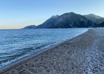 Пляж в Чиралы в сентябре – фотографии Турции