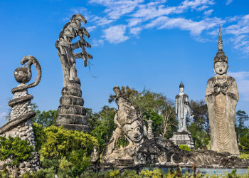 Ват Сиенгкхуан — скульптурный парк религиозной тематики. Лаос – фотографии Лаоса