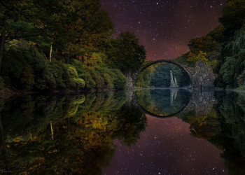 Мост Дьявола Ракотцбрюке рядом с Берлином, Германия – фотографии Германии