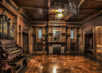 Саре медиум рассказал, что на семье Дома Винчестеров лежит проклятие из-за винтовки – фотографии США