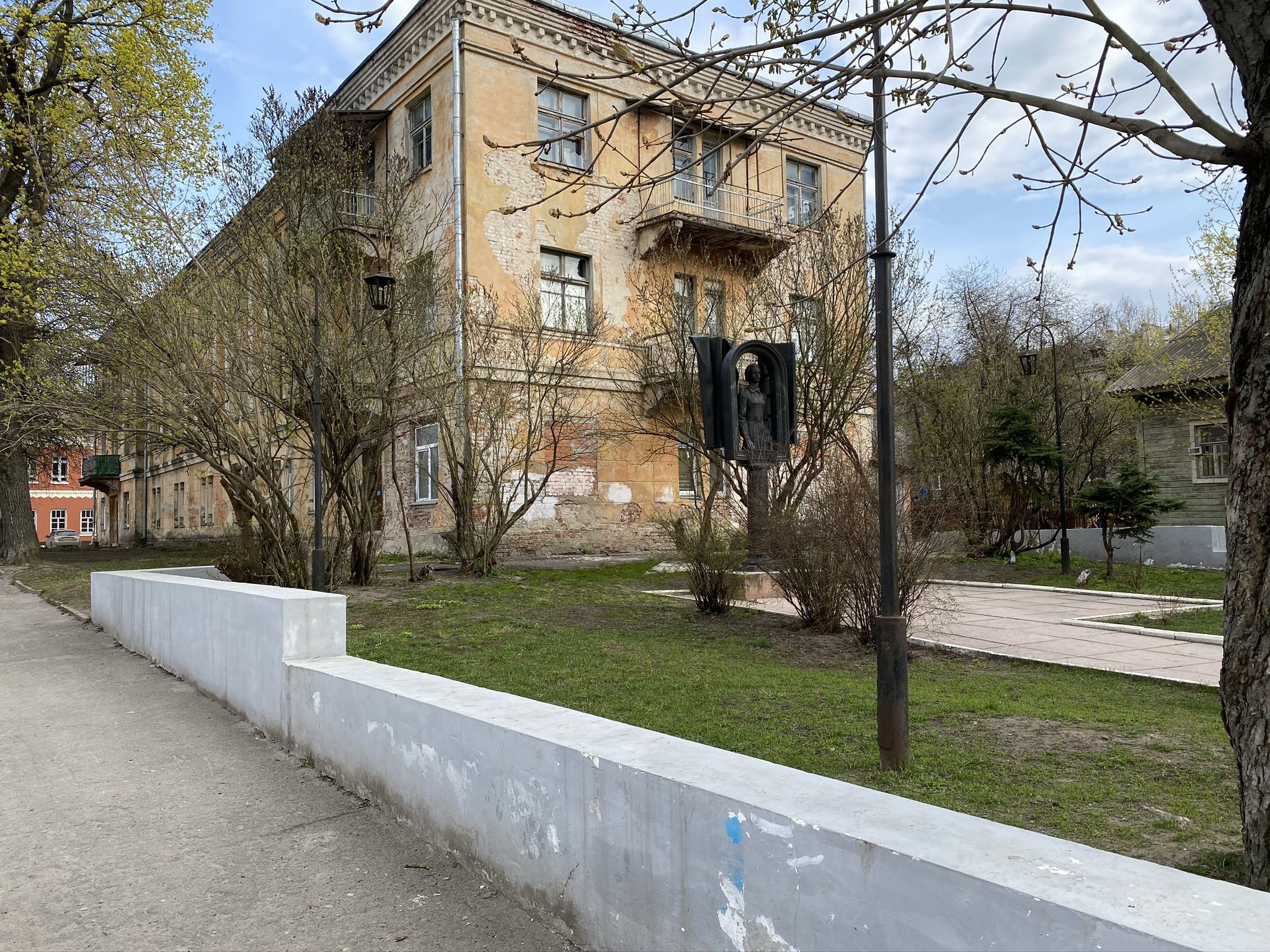 Прогулка по старой облезлой Калуге – фотографии России