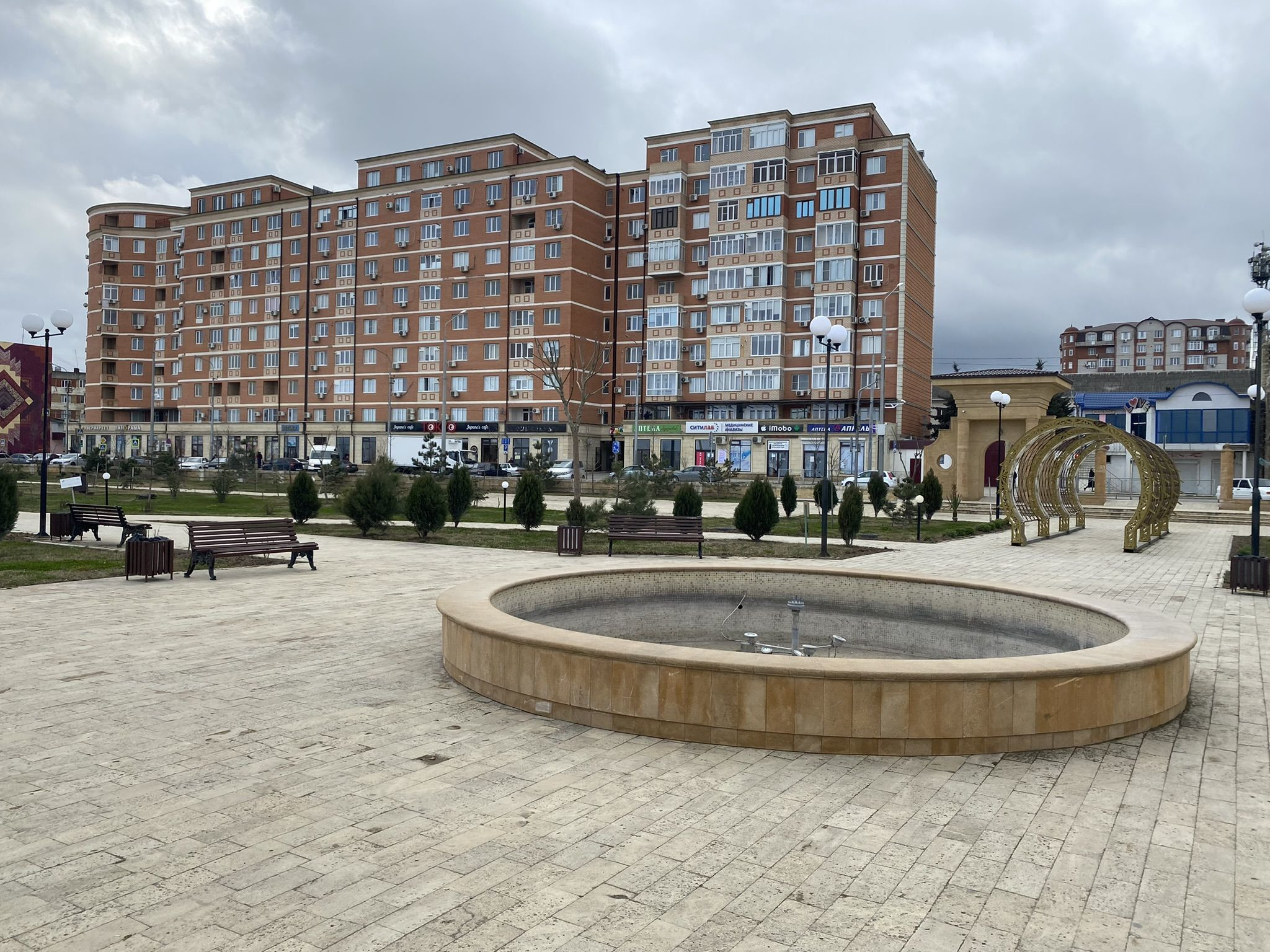 Фонтан в Приморском парке, Дербент – фотографии России