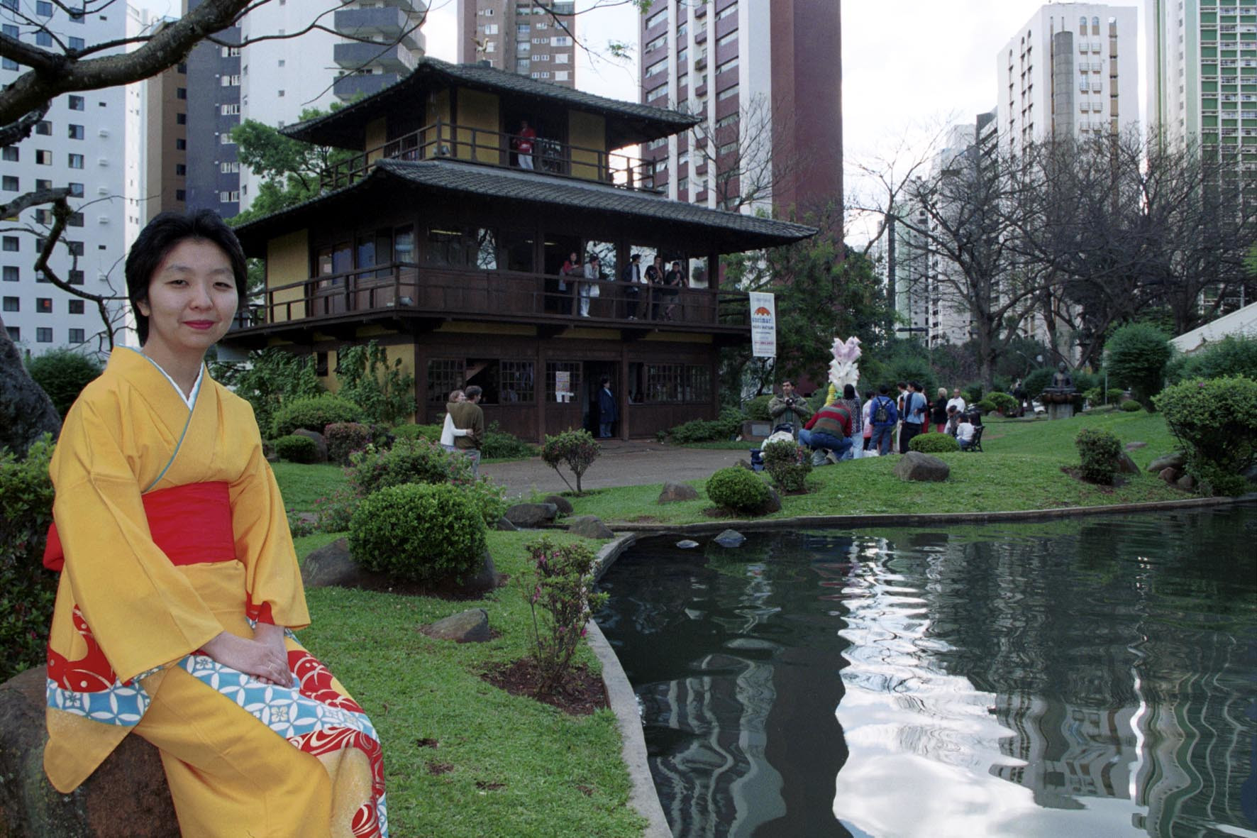 Японская площадь в городе Куритиба, Бразилия – фотографии Бразилии